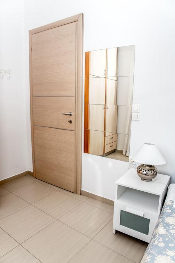 Nikis Apartment Chania  Ngoại thất bức ảnh